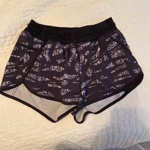 LULULEMON TRACKER SHORT 4”